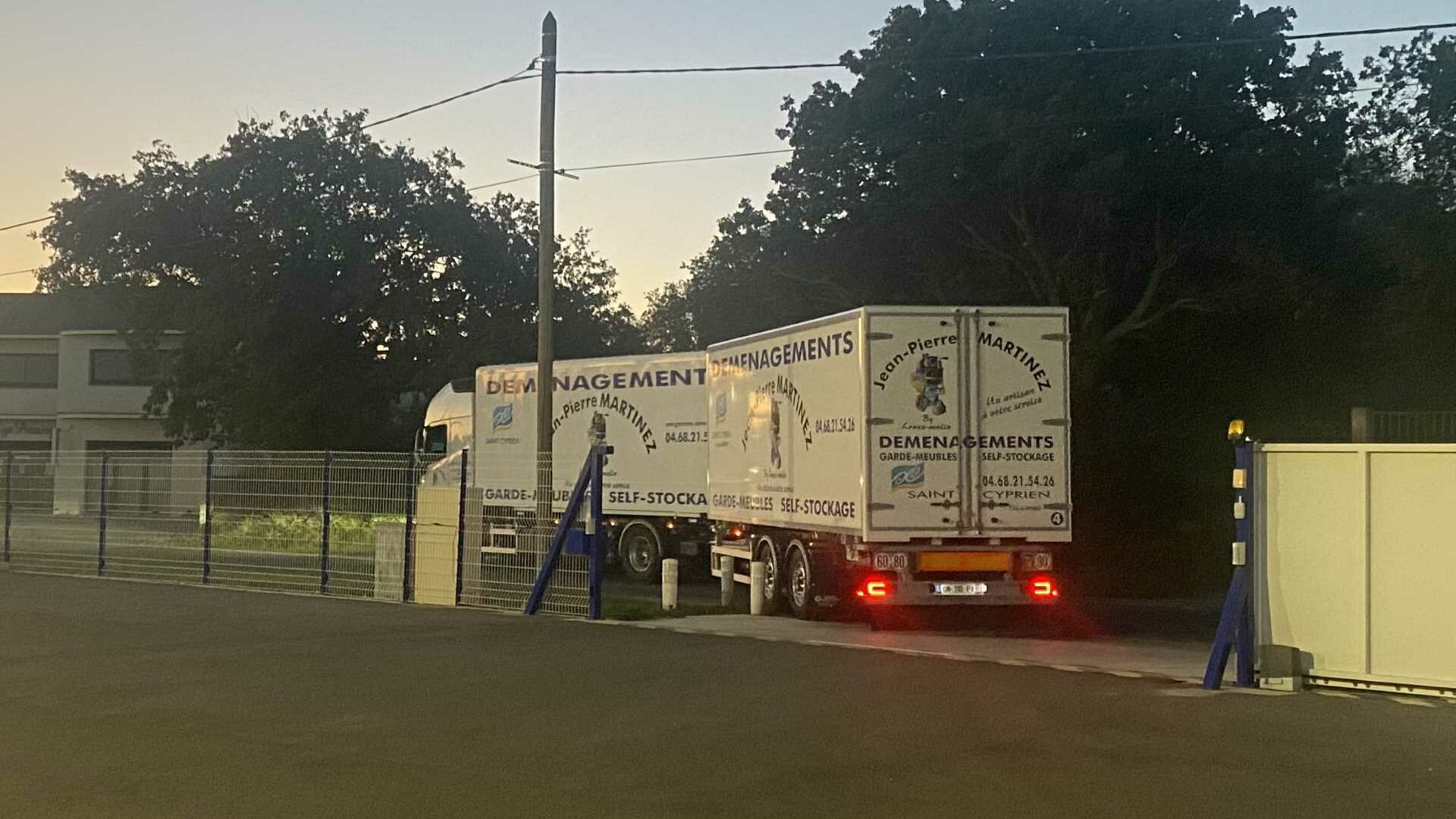 Accueil yH5BAEAAAAALAAAAAABAAEAAAIBRAA7