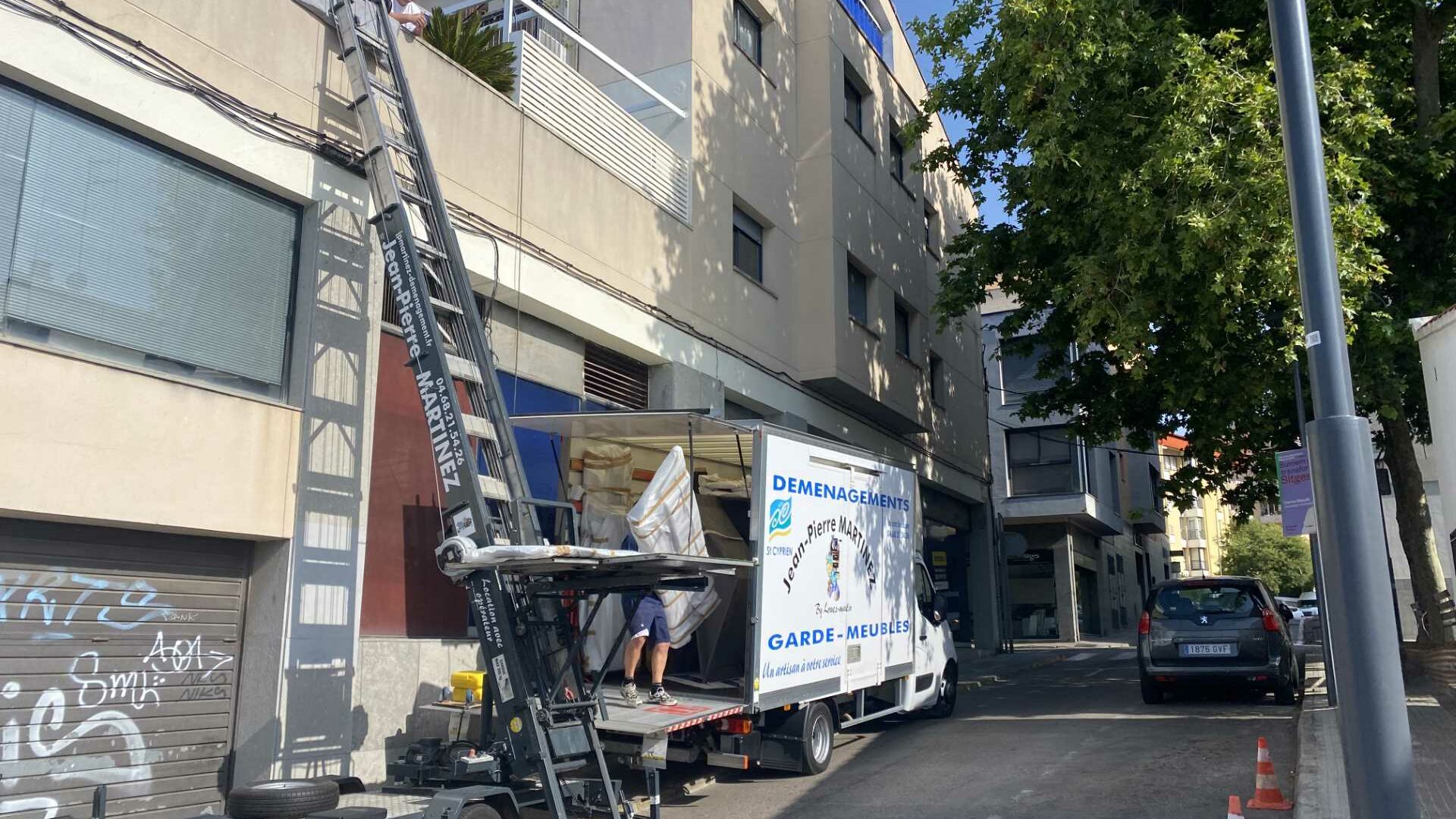 Accueil yH5BAEAAAAALAAAAAABAAEAAAIBRAA7